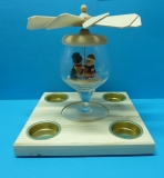 Pyramide im Cognacglas, Skifahrer